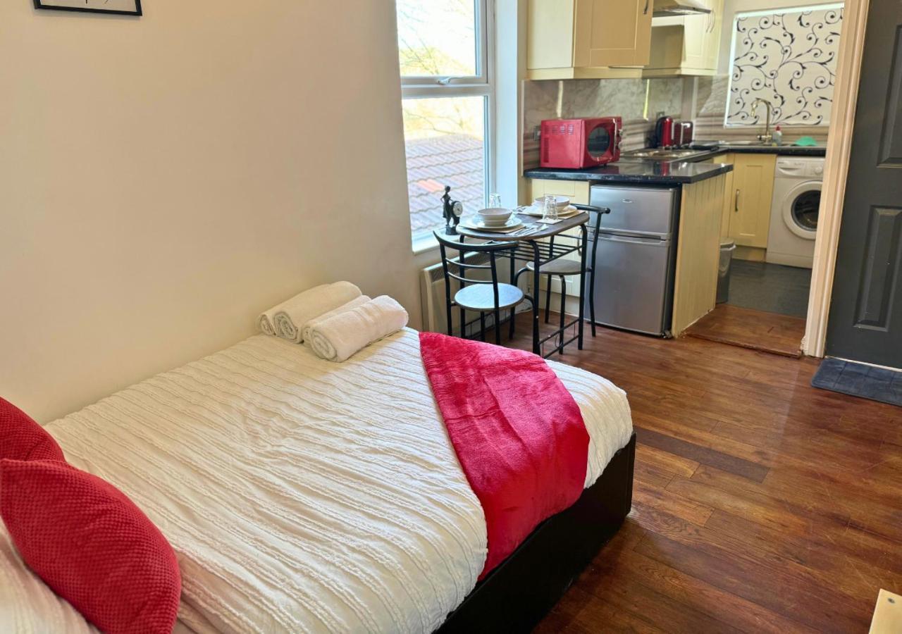 Apartment 20% Off Cosy Getaway For Couples With Free Parking *